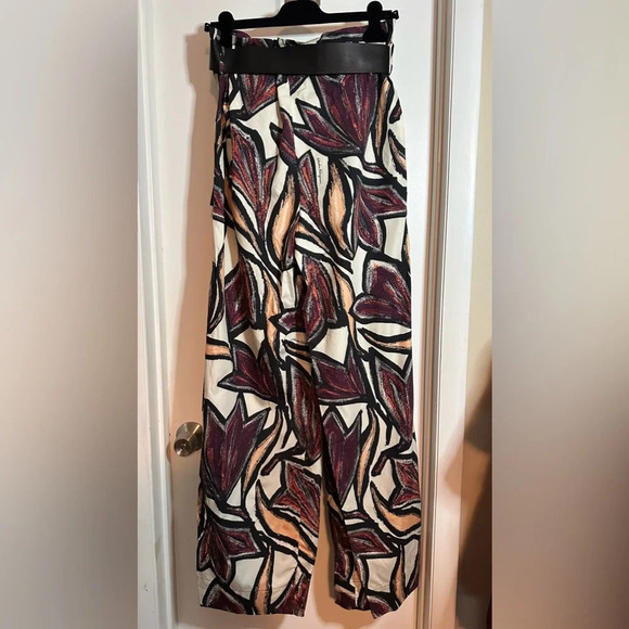 NWT Salvatore Ferragamo Toni Plum Printed Pants with Leather Belt Size 40 (4) - Picture 4 of 16